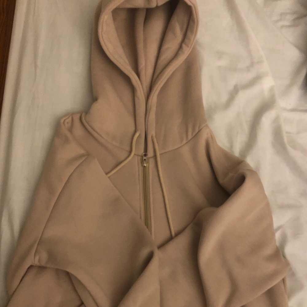 oversized beige hoodie